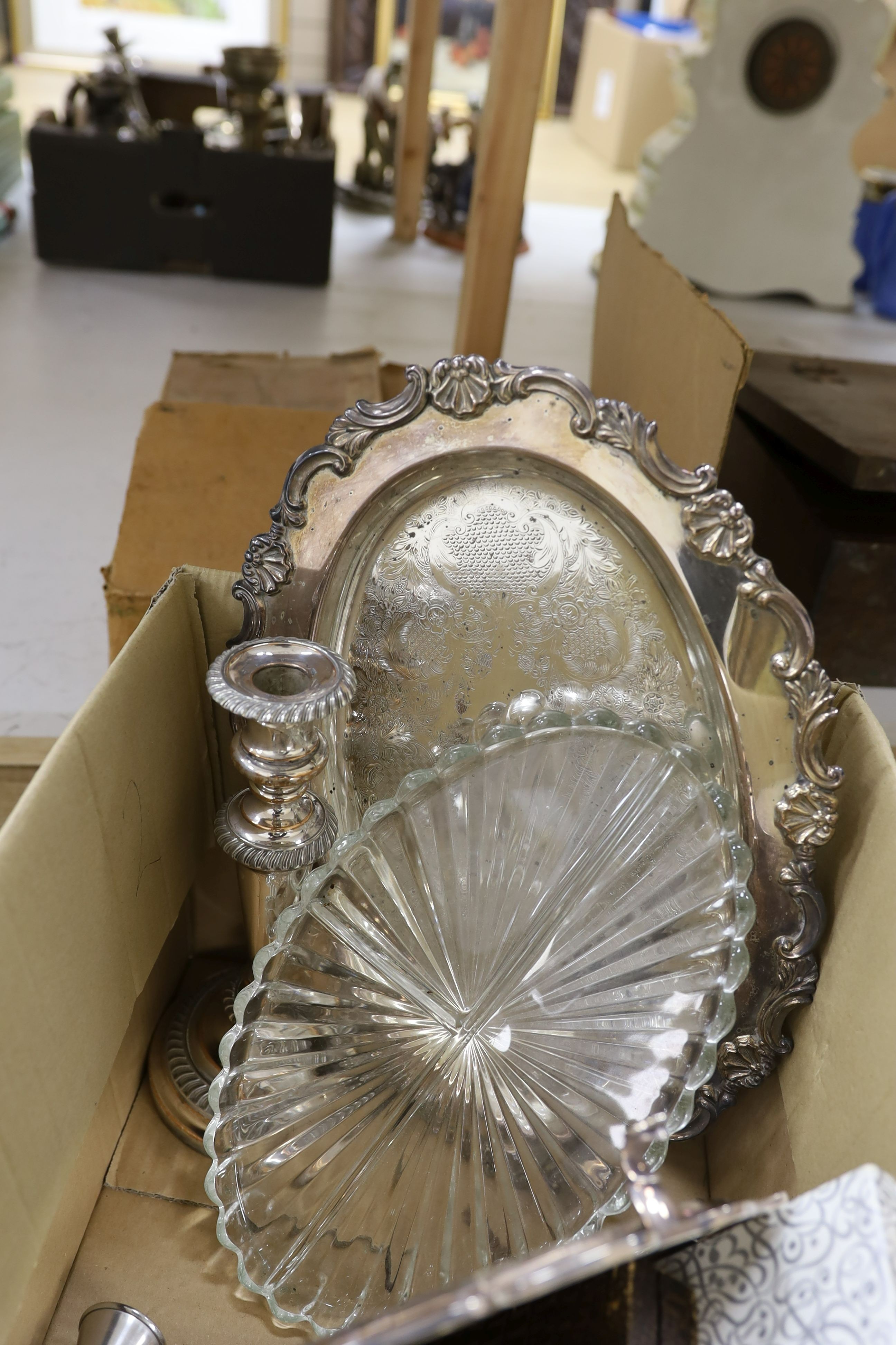 A quantity of silver plate.